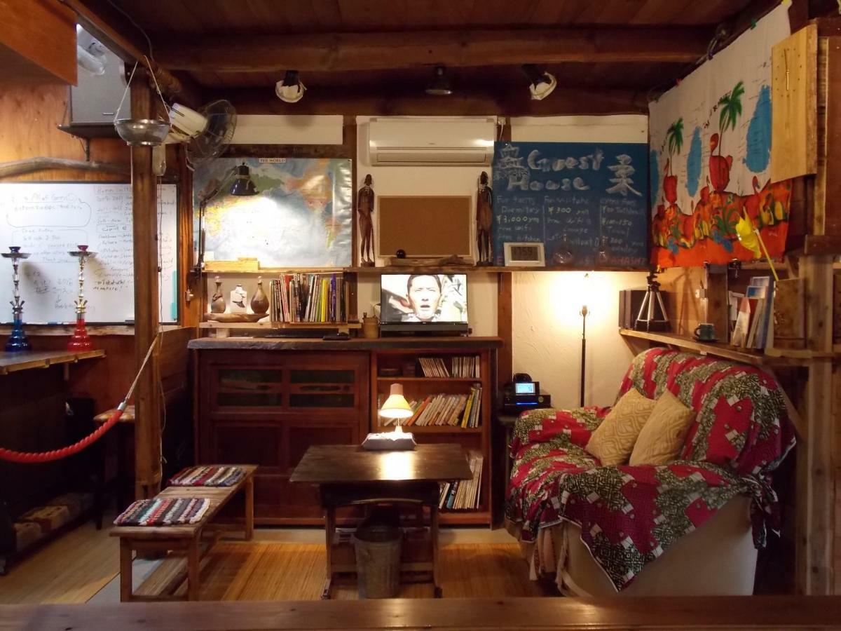 Guesthouse Yawara โอคายาม่า ภายนอก รูปภาพ