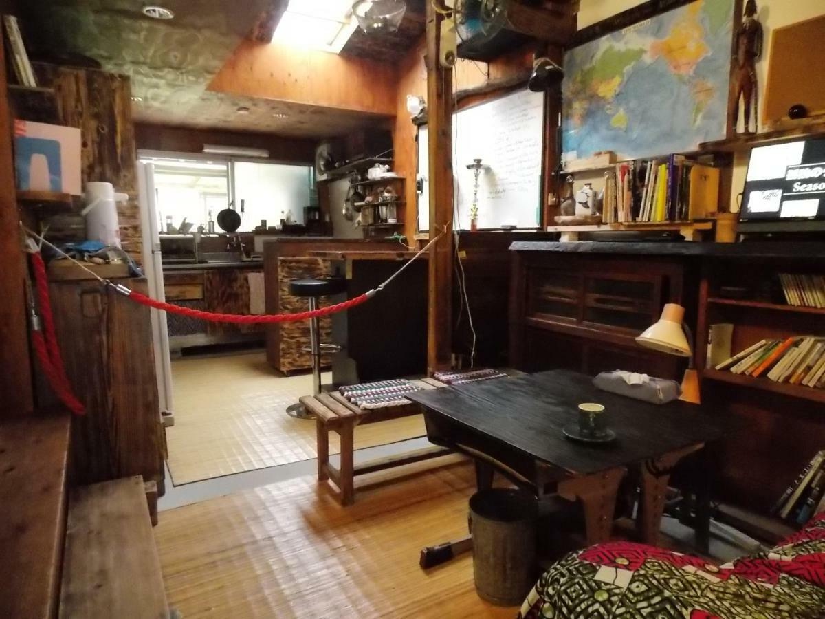 Guesthouse Yawara โอคายาม่า ภายนอก รูปภาพ