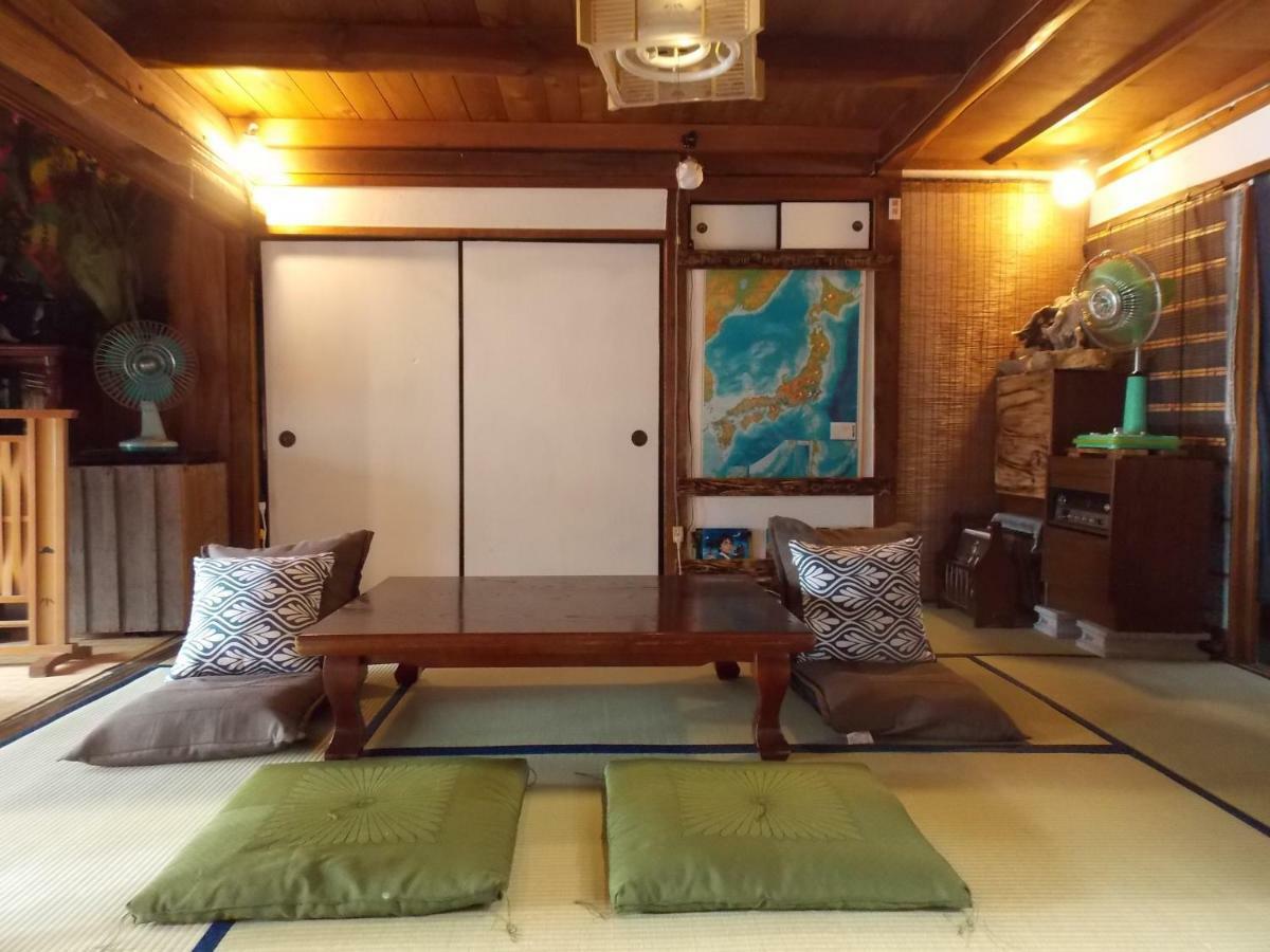 Guesthouse Yawara โอคายาม่า ภายนอก รูปภาพ