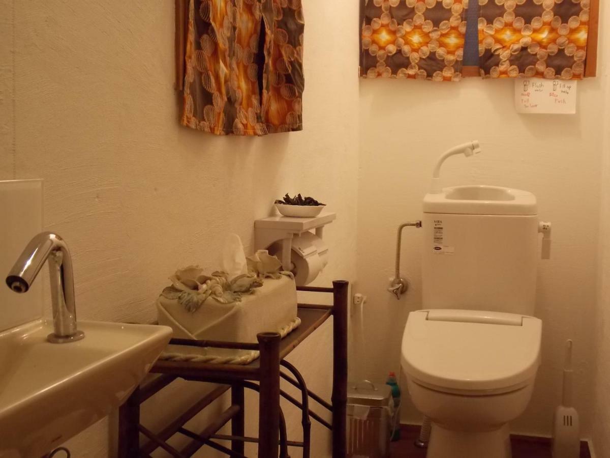 Guesthouse Yawara โอคายาม่า ภายนอก รูปภาพ