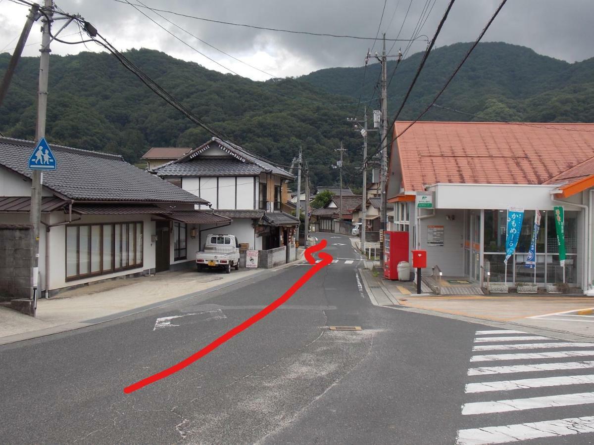 Guesthouse Yawara โอคายาม่า ภายนอก รูปภาพ