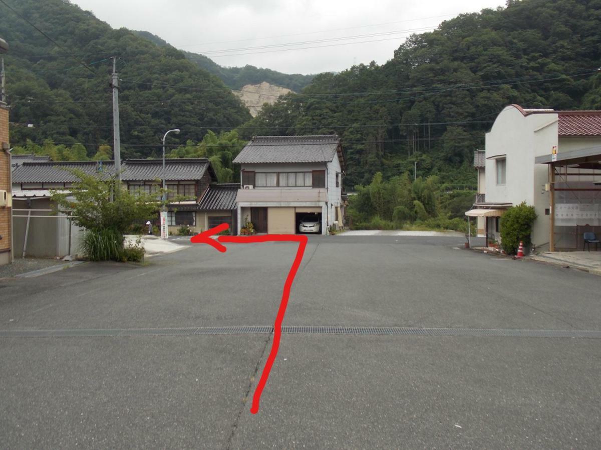 Guesthouse Yawara โอคายาม่า ภายนอก รูปภาพ