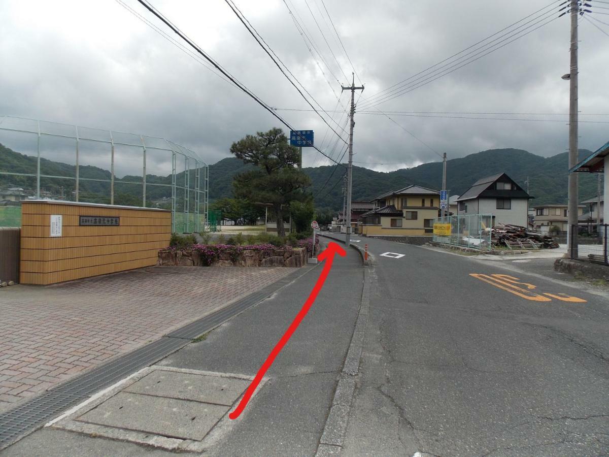 Guesthouse Yawara โอคายาม่า ภายนอก รูปภาพ